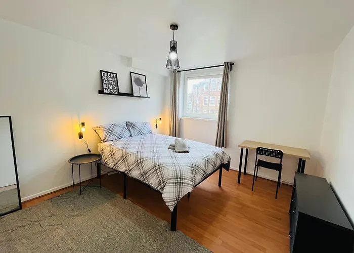 Han 2 - Private Double Room In 4 Bed Flat