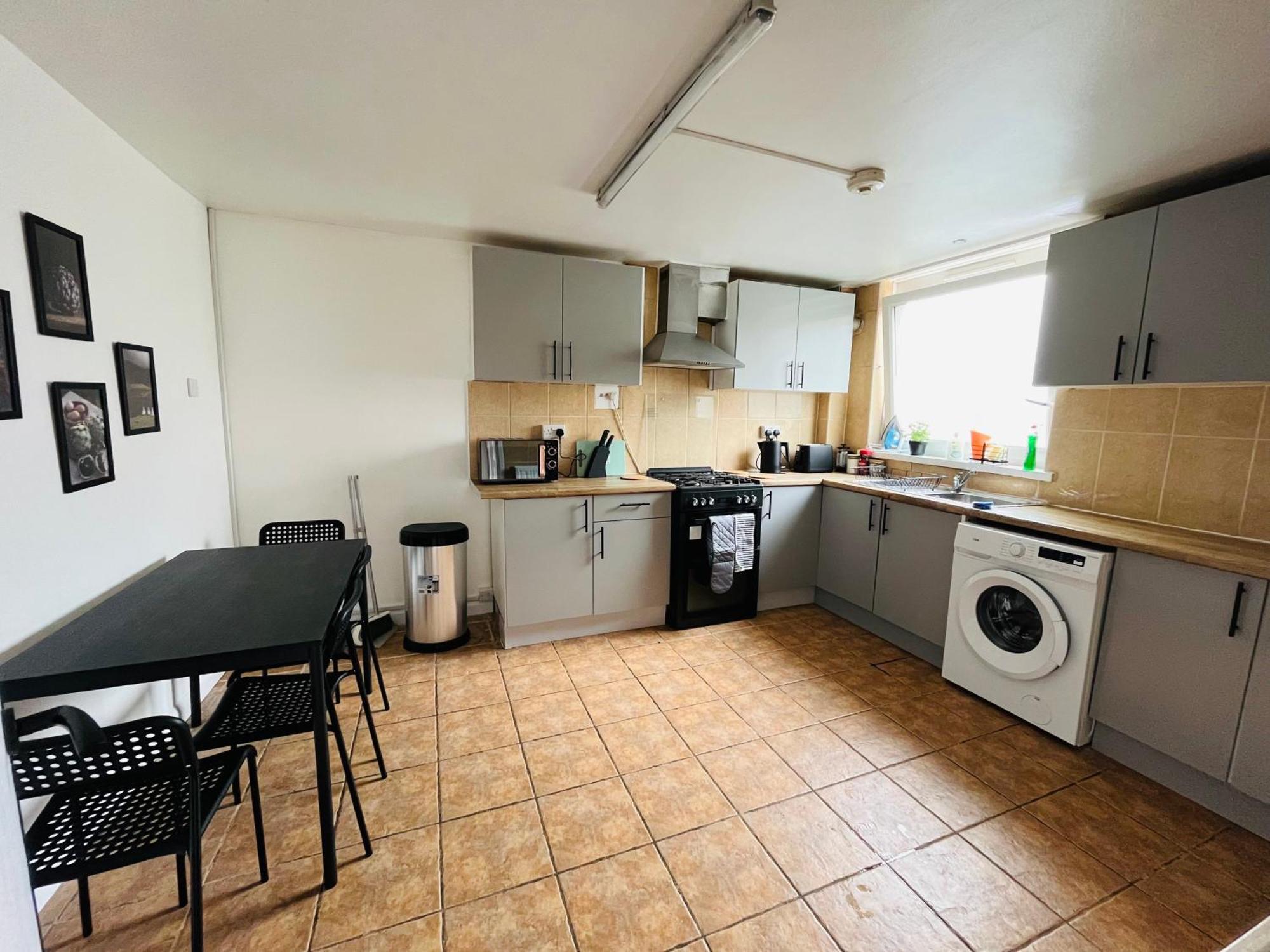 2 - Private Double In 4 Bed Flat Séjour chez l'habitant